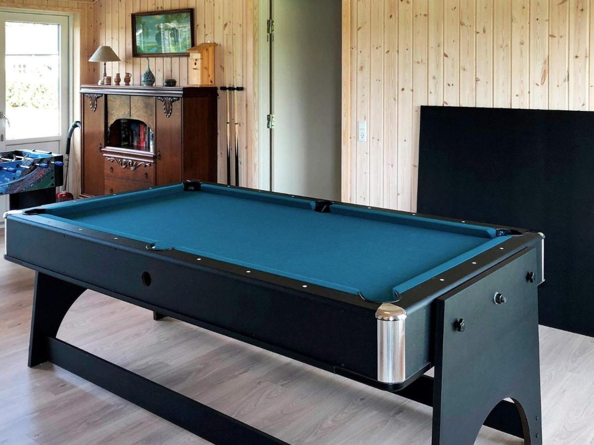 10 Person Holiday Home In Ansager Extérieur photo